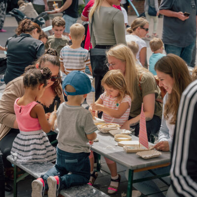 bastelaktion-kunst-mit-muscheln-20-juli-2024-ree-carre-offenburg